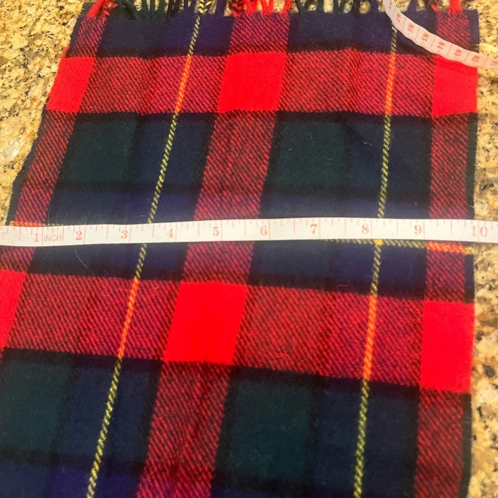 Vintage Glencroft Country Wear Red Tartan Plaid Wool Scarf Made Great Britain